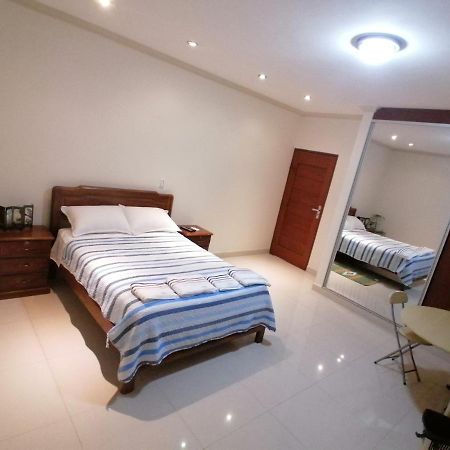 El Prado Bed & Breakfast ซานตาครูซเดอลาเซียร์รา ภายนอก รูปภาพ